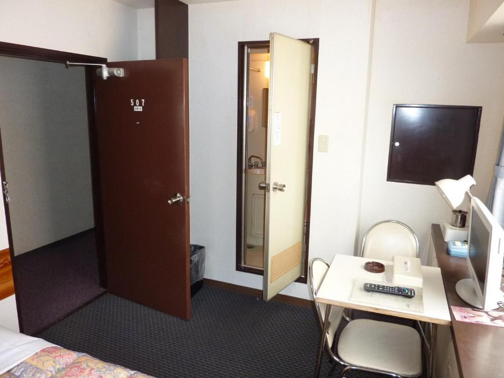 Otsuka City Hotel Токио Экстерьер фото